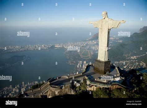 130 Inches In Feet: Equals 10 Ft 10 In