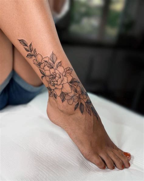 50 Awe Inspiring Girly Foot Tattoos In Different Styles Inkmatch 50 Awe Inspiring Girly Foot Tattoos In Different Styles Inkmatch