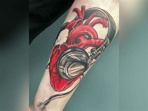 50 Music Tattoo Ideas For Audiophiles And Music Lovers Headphonesty 50 Music Tattoo Ideas For Audiophiles And Music Lovers Headphonesty