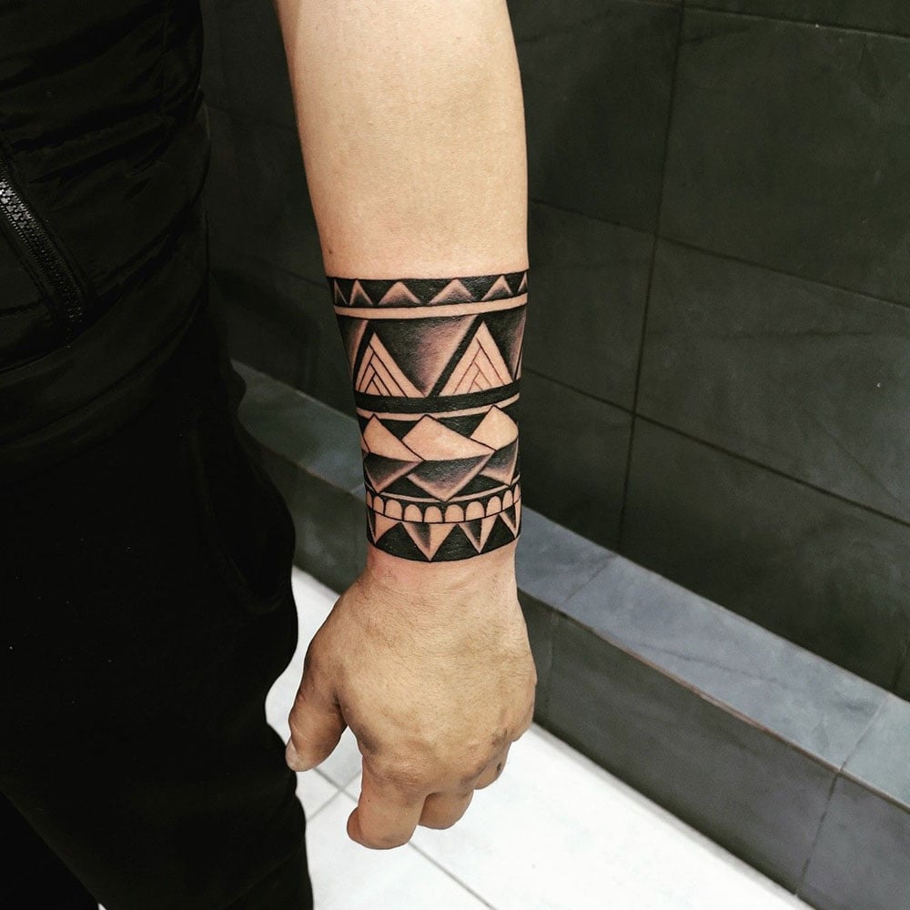 50 Wrist Tattoos For Men You Have To See