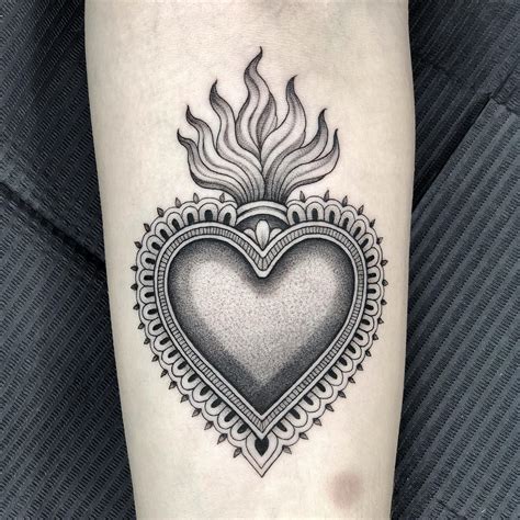65 Sacred Heart Tattoo Designs With Meanings 65 Sacred Heart Tattoo Designs With Meanings