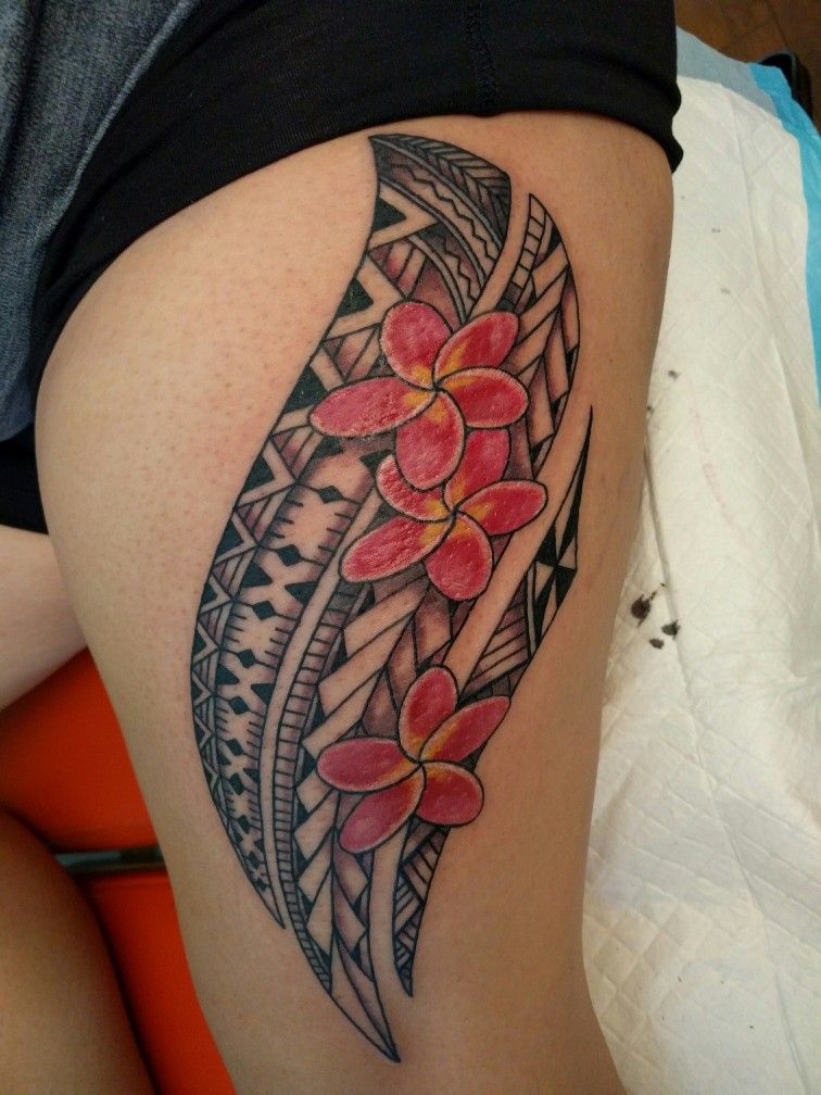 Feminine Polynesian Thigh Tattoo Female Feminine Polynesian Thigh Tattoo Female