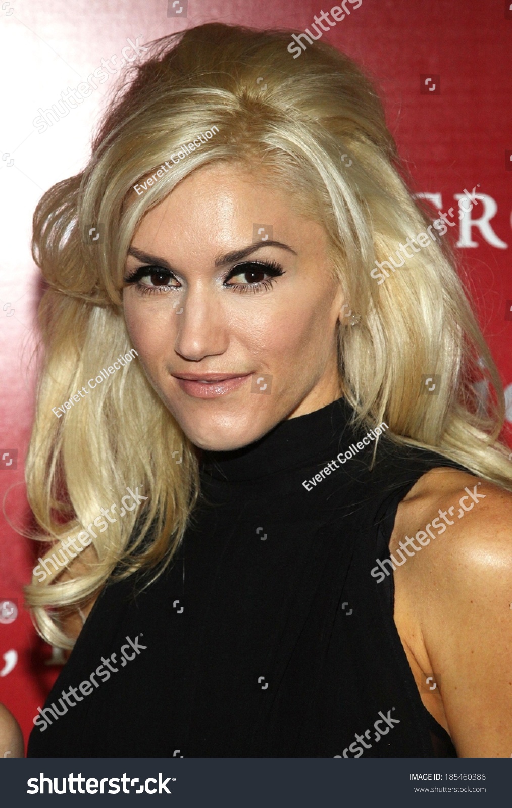 The Nude Evolution: 5 Glamorous Gwen Stefani Looks