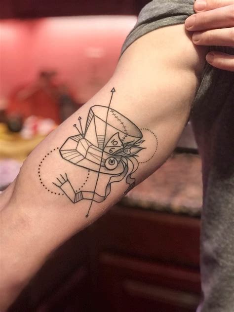 Half Geometric Half Real Mad Hatter S Hat By Nora At Jackalope Tattoo In Minneapolis R Tattoos Half Geometric Half Real Mad Hatter S Hat By Nora At Jackalope Tattoo In Minneapolis R Tattoos