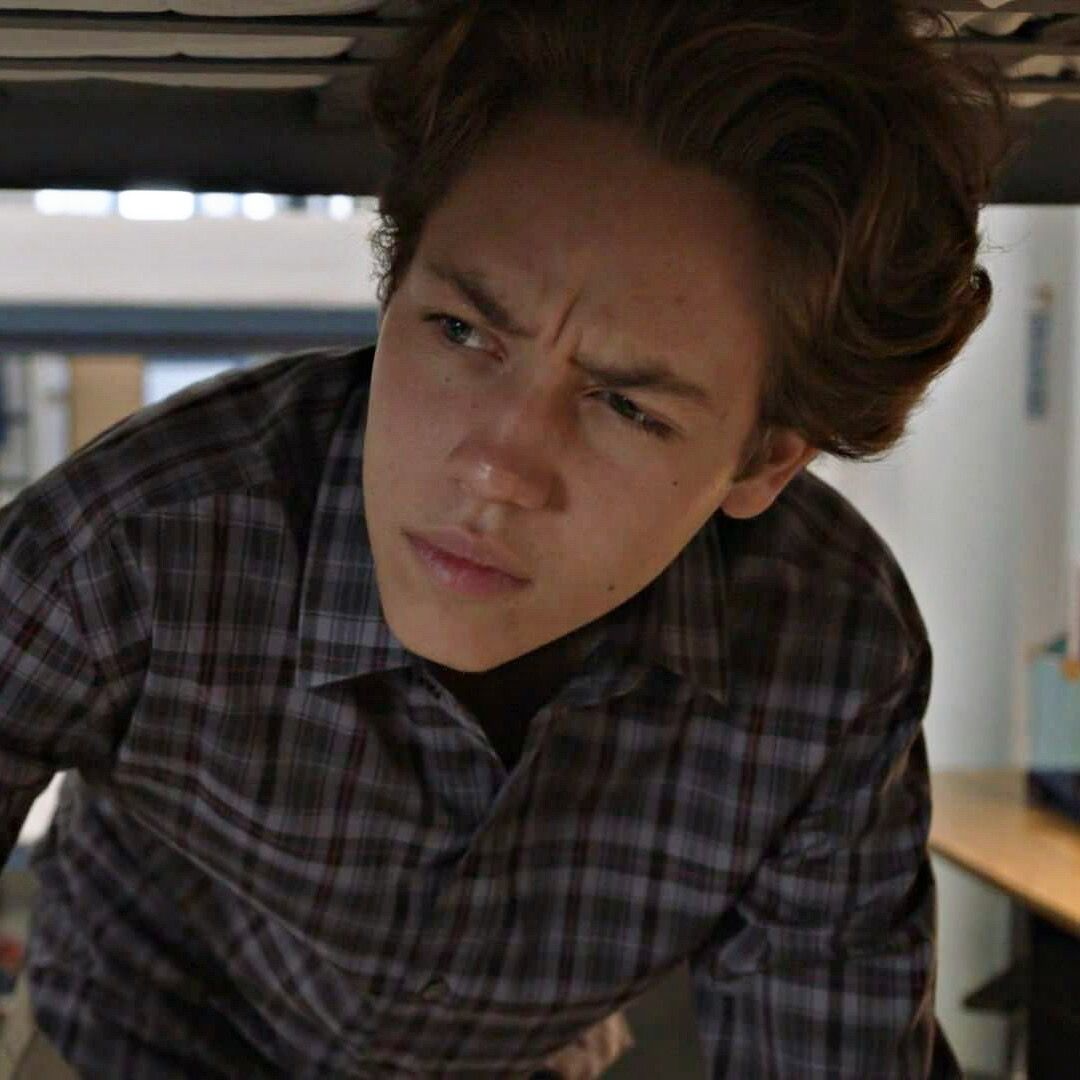 Panefully Shameless Mommys Boy Panefully Shameless Mommys Boy