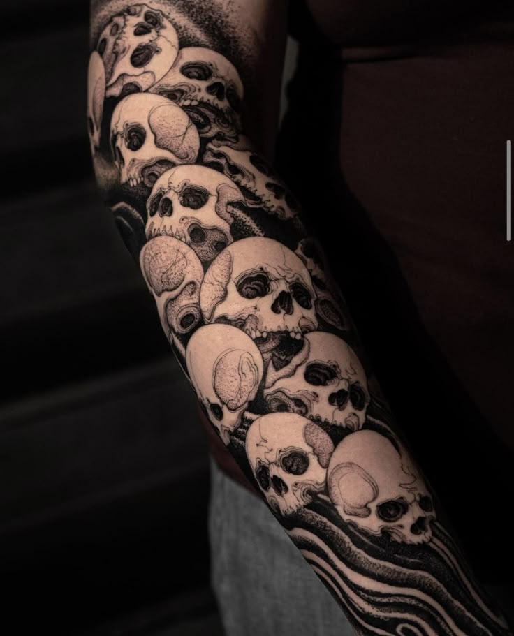 Pin By Rhi On Skulls Skull Sleeve Tattoos Tattoo Designs Men Skull