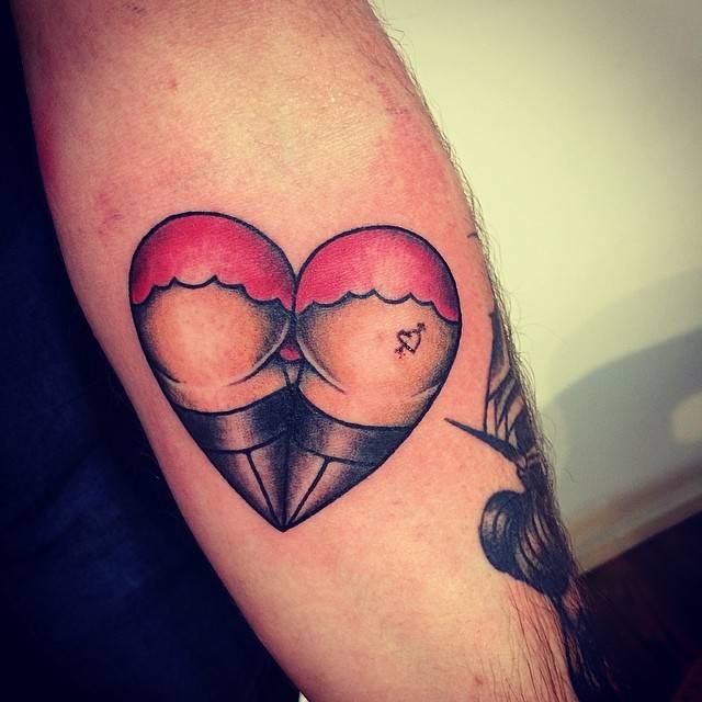 X Bum Tattoos 30 Of The Sexiest Under Bum Tattoos X Bum Tattoos 30 Of The Sexiest Under Bum Tattoos