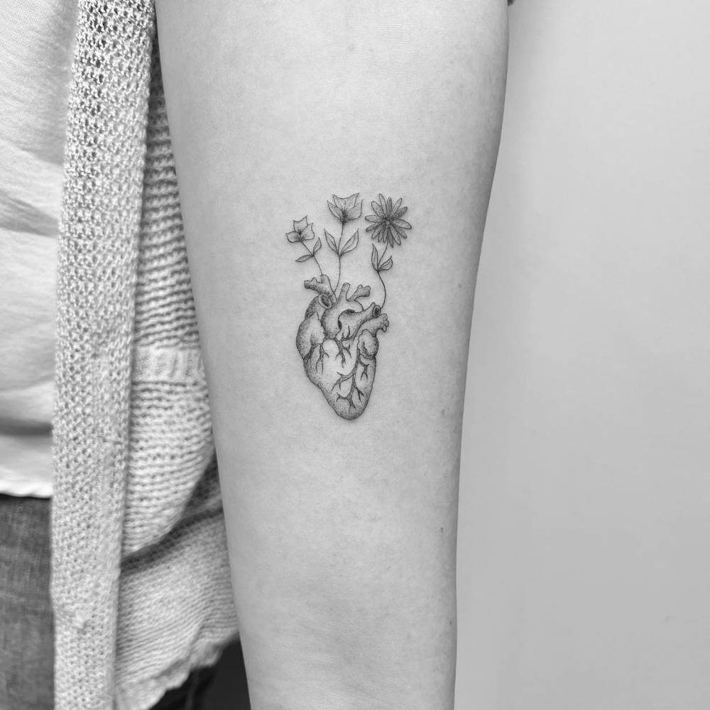 Xo Tattoo Heart Flower